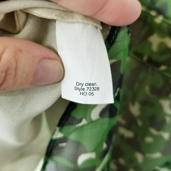J.CREW Silk Cami Tank Top‎ Womens 6 Camouflage Army Green Spaghetti Straps EUC - Picture 4 of 9